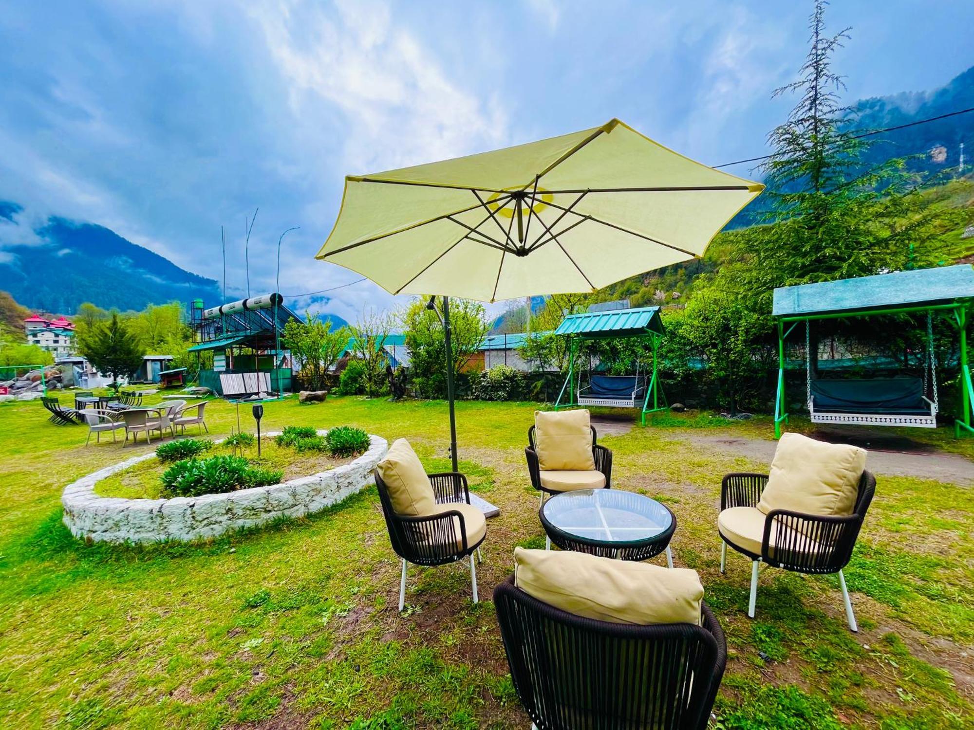 Himalayan Fort Resort, Manali - ! Riverside Property !! Big Lawn With Bonfire !! Best Selling !! Scenic River & Mountais View !! Big Parking !! Luxury Balcony Rooms !! Playing Zone !! Property Of The Year ! M 98160-43600 外观 照片