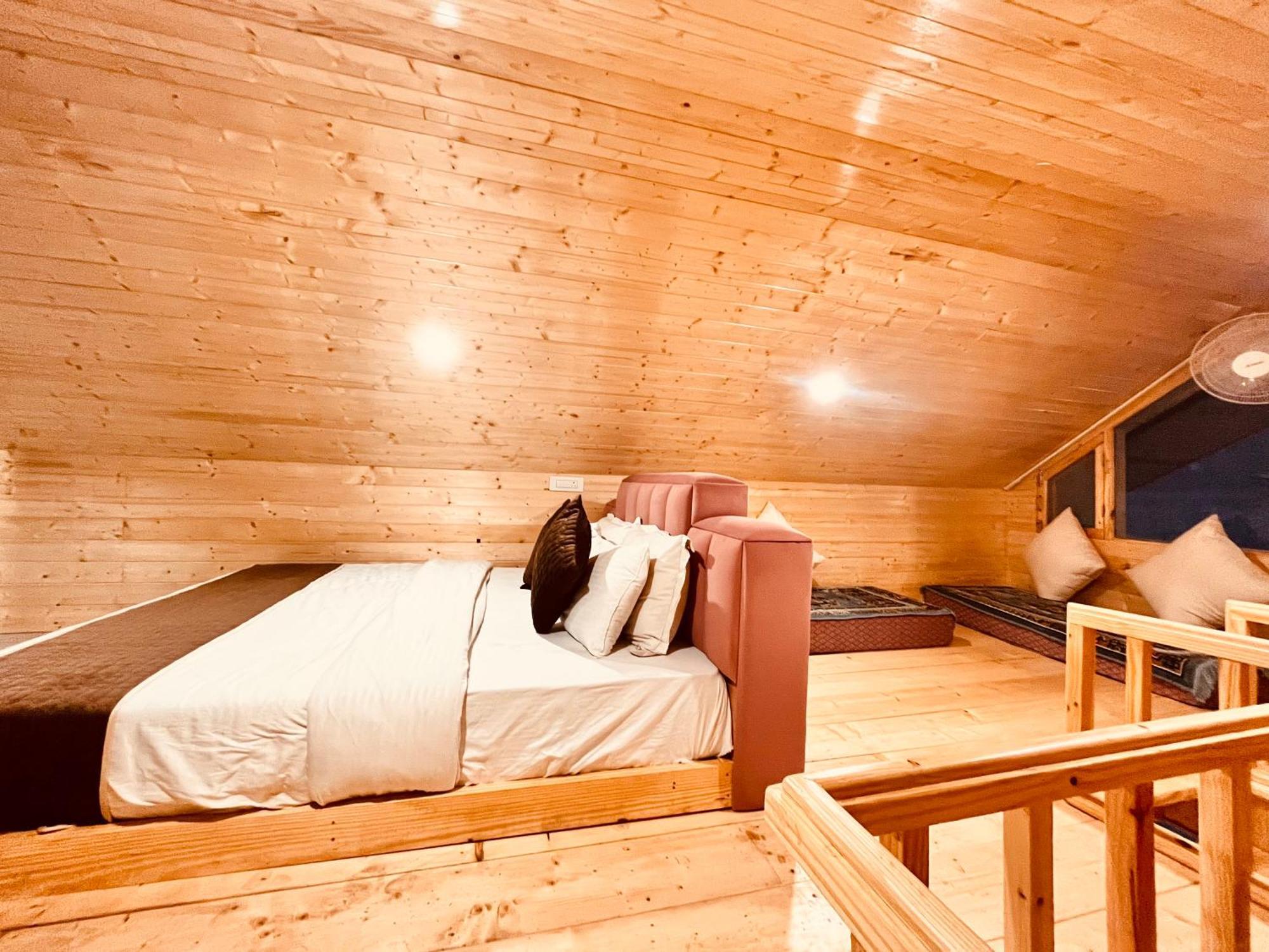 Himalayan Fort Resort, Manali - ! Riverside Property !! Big Lawn With Bonfire !! Best Selling !! Scenic River & Mountais View !! Big Parking !! Luxury Balcony Rooms !! Playing Zone !! Property Of The Year ! M 98160-43600 外观 照片